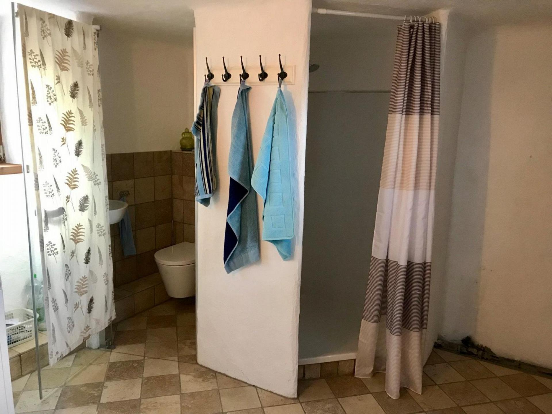 Dusche/Toilette im UG